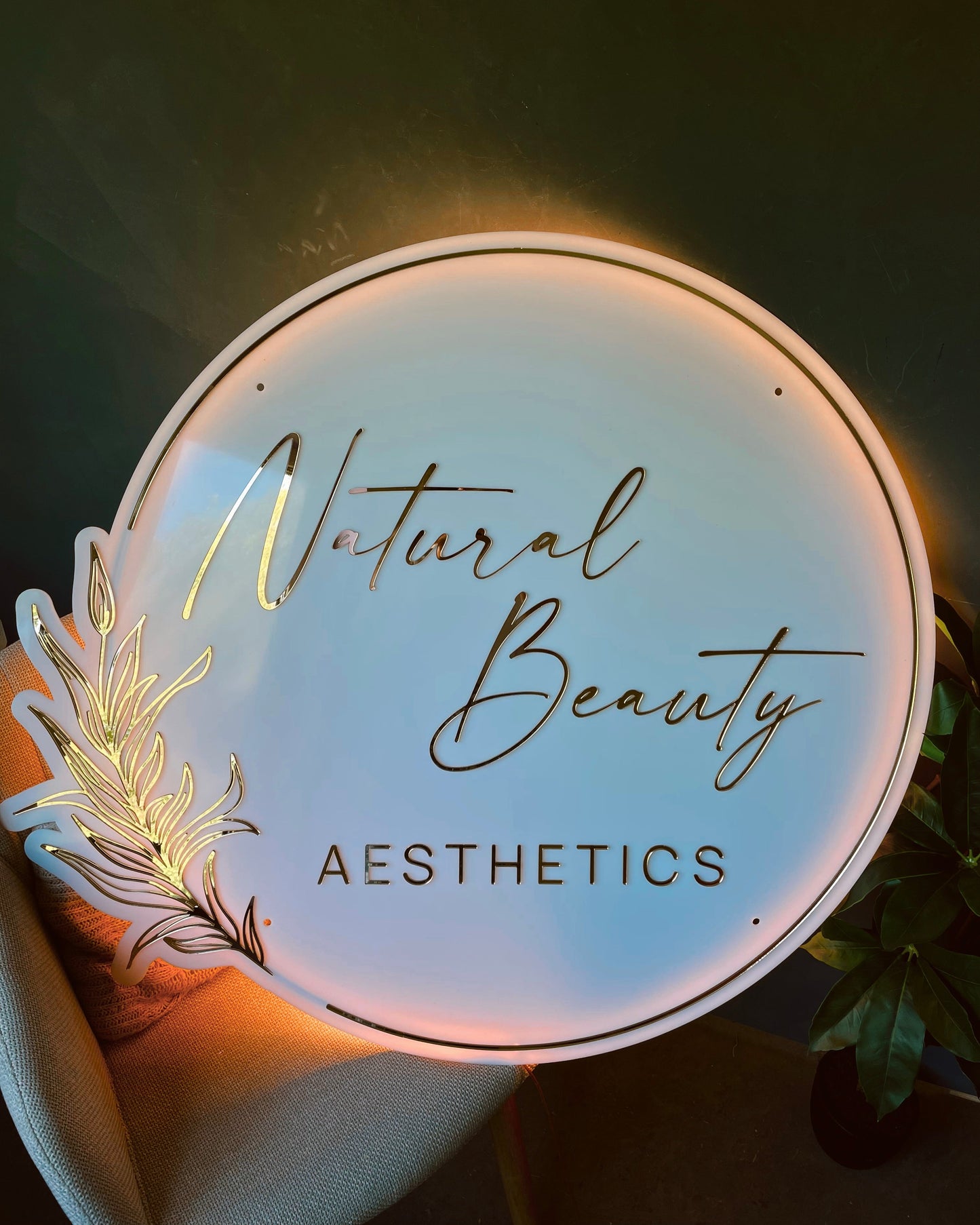 Beauty Salon Neon Logo Sign