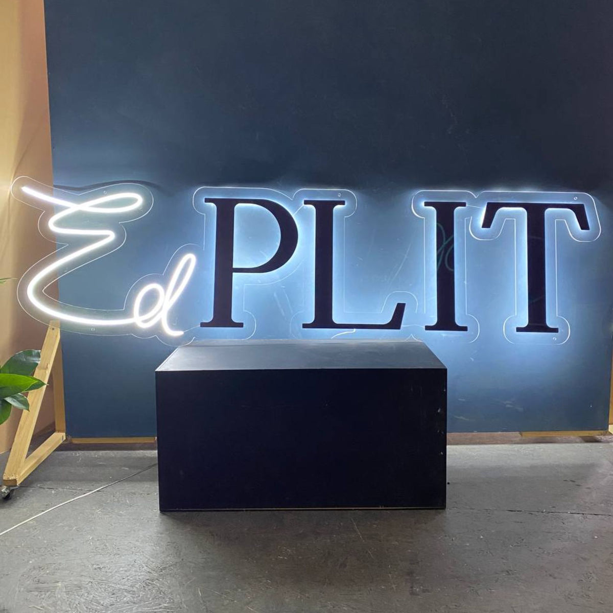 BACKLIT LETTERS ACRYLIC SIGNS – Light&Logo Neon